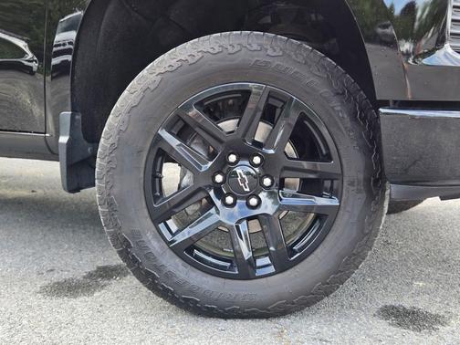 Black 2024 Chevrolet Silverado 1500 LT Trail Boss
