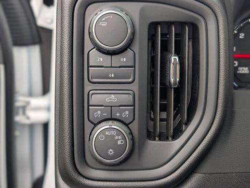 2025 Chevrolet Silverado 3500 WT