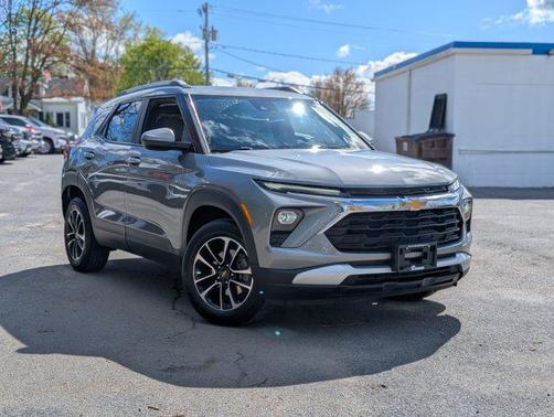Sterling Gray Metallic 2024 Chevrolet Trailblazer LT