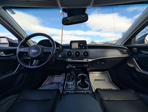 2018 Kia Stinger Premium