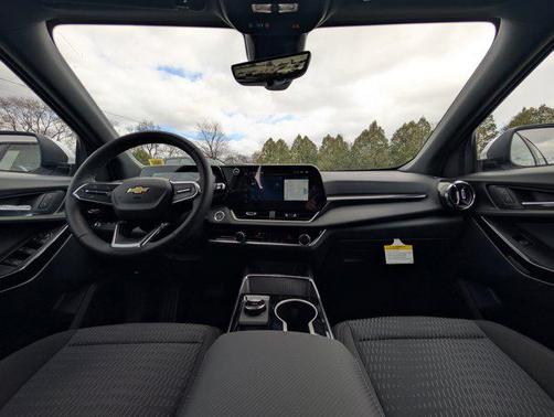 Summit White 2026 Chevrolet Equinox 1LT