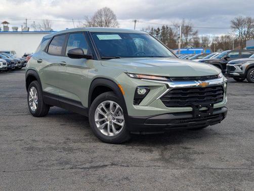 Cacti Green 2026 Chevrolet Trailblazer LS