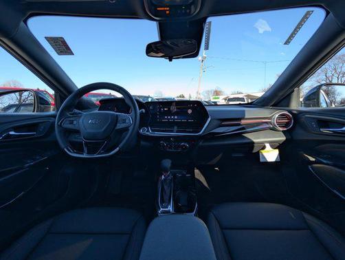 Sterling Gray Metallic 2026 Chevrolet Trax FWD 2RS