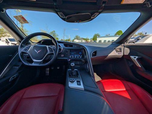 Arctic White 2019 Chevrolet Corvette Stingray
