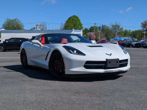 Arctic White 2019 Chevrolet Corvette Stingray
