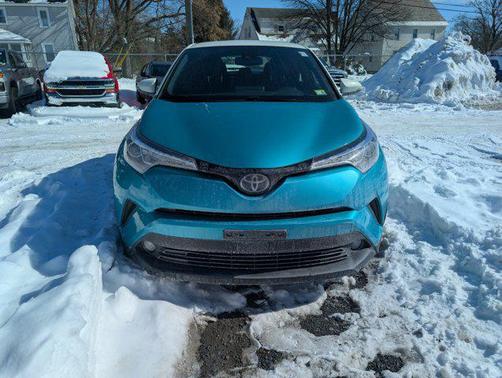 2018 Toyota C-HR XLE Premium