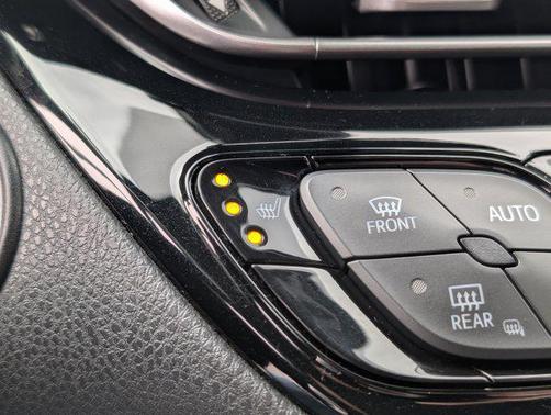 2018 Toyota C-HR XLE Premium