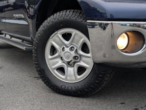 2012 Toyota Tundra Grade