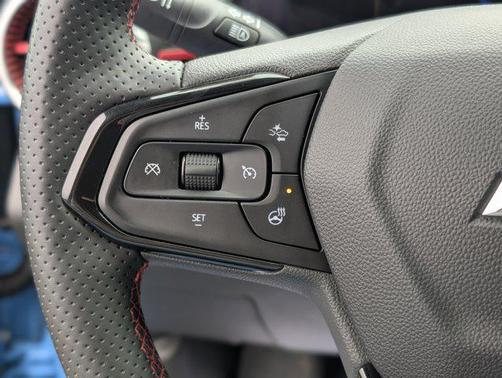 Fountain Blue 2024 Chevrolet Trax FWD 2RS