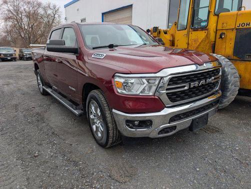Delmonico Red Pearlcoat 2022 RAM 1500 Big Horn/Lone Star