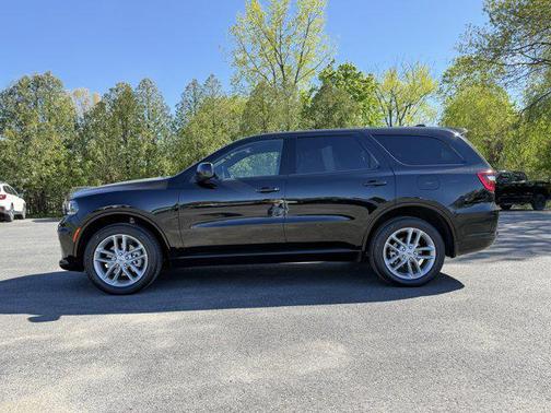 DB Black Clearcoat 2025 Dodge Durango GT AWD