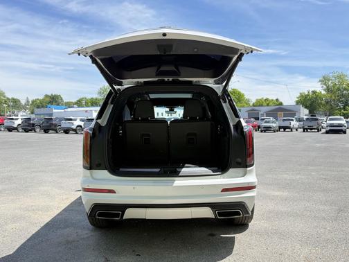 Crystal White Tricoat 2020 Cadillac XT6 Sport AWD