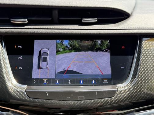 Crystal White Tricoat 2020 Cadillac XT6 Sport AWD
