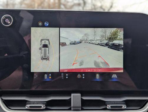 Radiant Red Tintcoat 2025 Chevrolet Equinox 1LT