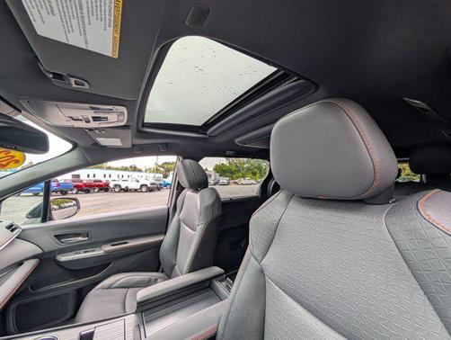 2023 Toyota Sienna XSE 7 Passenger