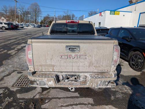 2022 GMC Canyon AT4