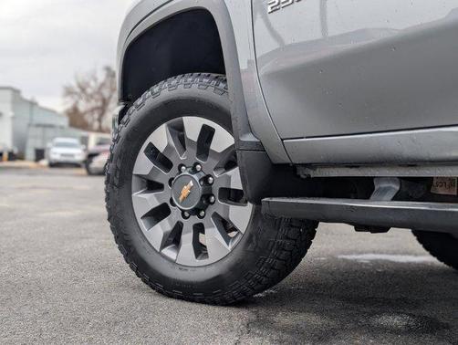 2024 Chevrolet Silverado 2500 Custom