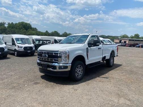 2025 Ford F-350 XLT
