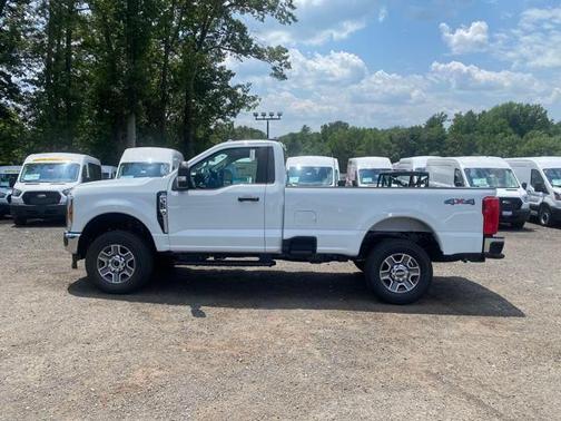 2025 Ford F-350 XLT