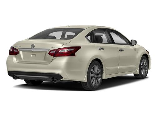 Pearl White 2018 Nissan Altima 2.5 SR