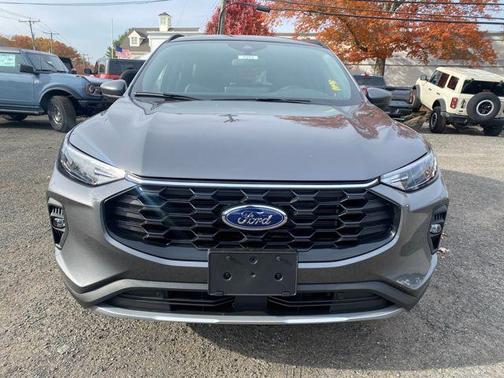 2026 Ford Escape ST-Line Select