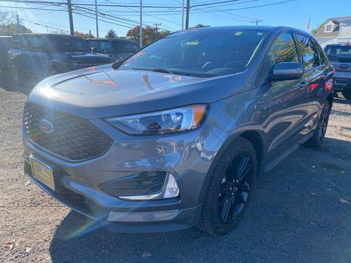 2022 Ford Edge ST Line