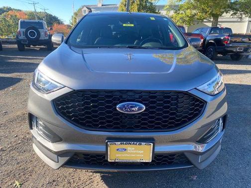 2022 Ford Edge ST Line