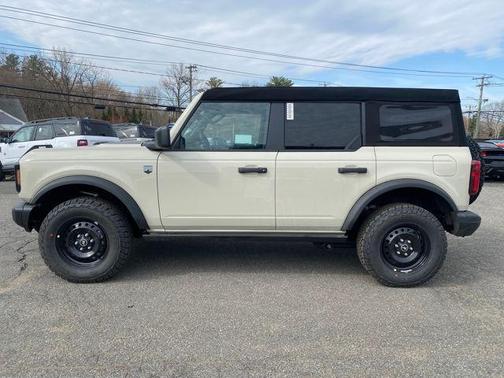 Desert Sand 2026 Ford Bronco Big Bend