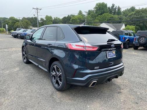 2022 Ford Edge ST