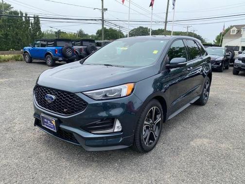 2022 Ford Edge ST