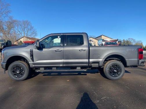 2026 Ford F-350 XLT
