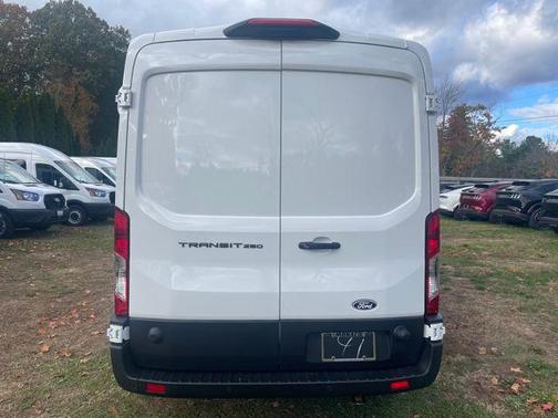2026 Ford Transit-250 Base