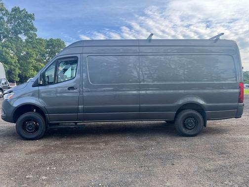 2024 Mercedes-Benz Sprinter 2500 170 WB
