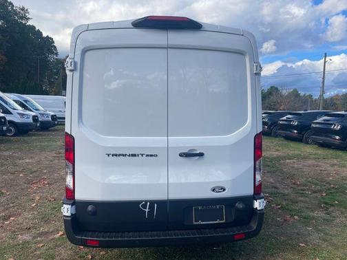 2026 Ford Transit-250 Base