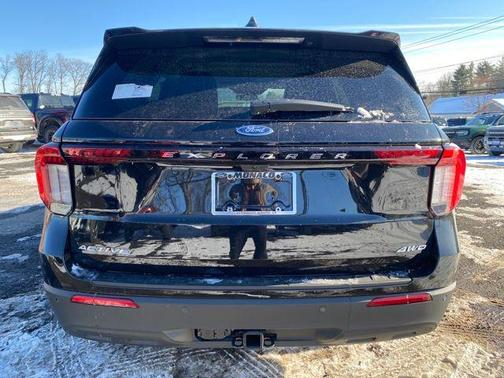 2026 Ford Explorer Active (200A)