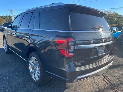 2022 Ford Expedition Platinum