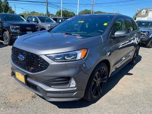 2022 Ford Edge ST