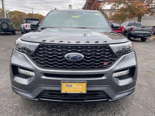 2023 Ford Explorer ST