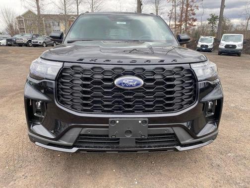 Agate Black Metallic 2026 Ford Explorer ST-Line