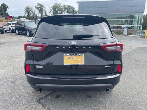 2024 Ford Escape ST-Line Select