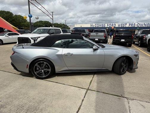 Iconic Silver Metallic 2025 Ford Mustang