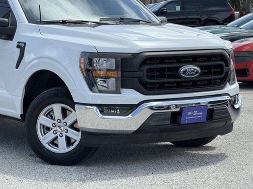 Oxford White 2023 Ford F-150 XL