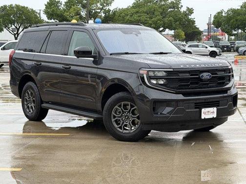 Dark Matter Gray Metallic 2025 Ford Expedition Active