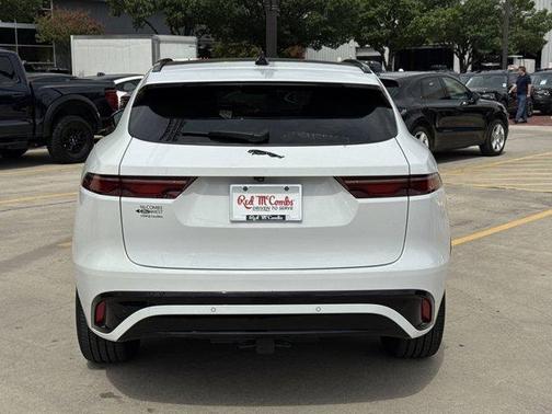 2024 Jaguar F-PACE P250 R-Dynamic S