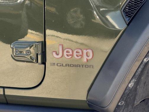 2023 Jeep Gladiator Mojave