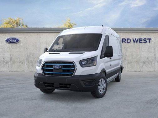 2025 Ford E-Transit Base