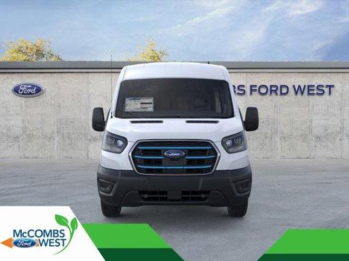 2025 Ford E-Transit Base