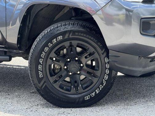 2022 Toyota Tacoma SR
