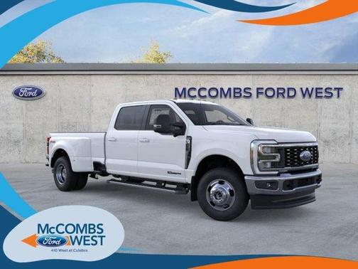 Oxford White 2026 Ford F-350 Lariat Super Duty