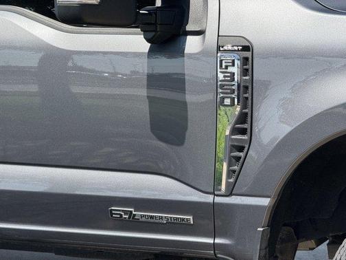 2023 Ford F-350 Lariat Super Duty